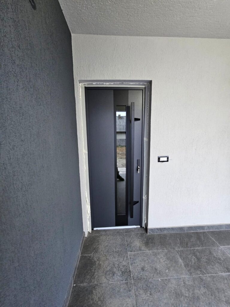 Ușă de exterior PORTA THERMO — montaj Pro Casa Doors