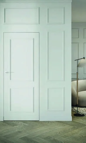 Ușă filomuro Porta Hide albă, cu profile decorative aplicate, la fel ca peretele